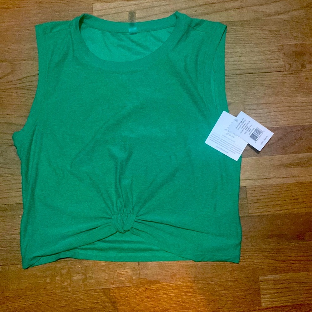 Beyond yoga Featherweight High Tied Cropped Tank
Green Grass Heather